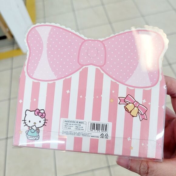 2/$20 Brand New Set of 4 Hello Kitty & Friends Eraser #1 - Picture 2 of 4